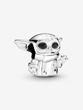 Pandora Star Wars? Grogu? Charm